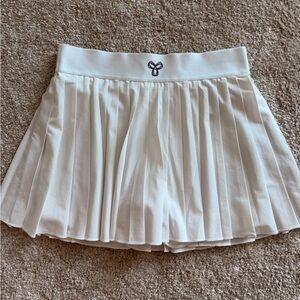 Aritzia TNA tennis micro skirt